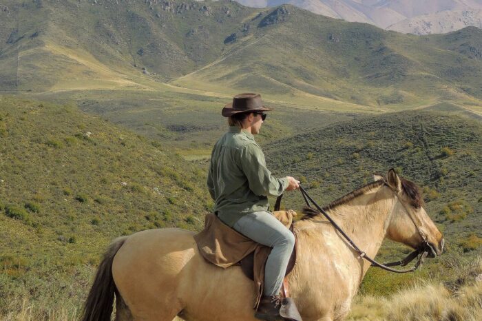 Cabalgata en la Estancia los Coirones